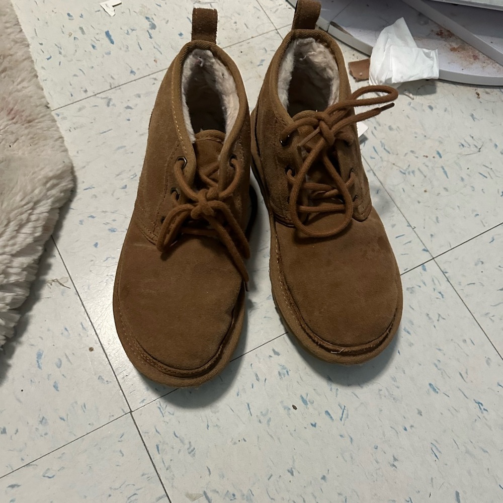 Uggs chestnut